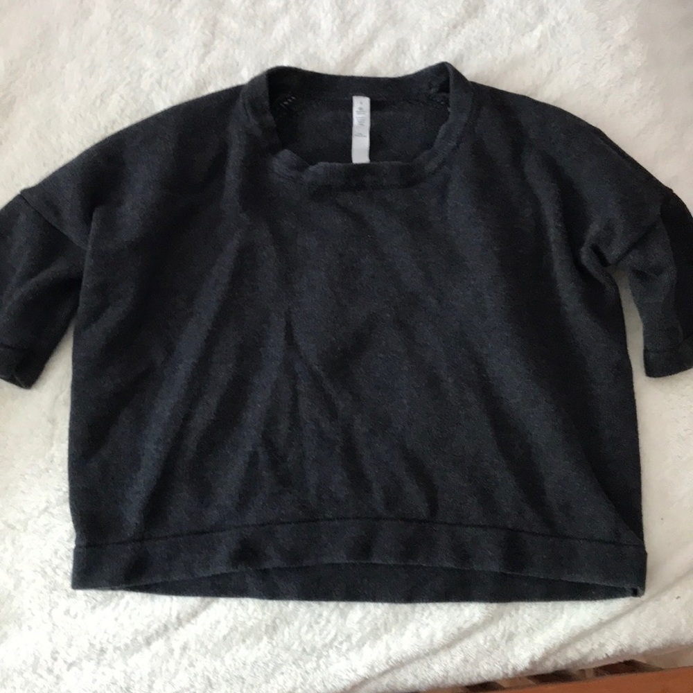 LULULEMON  Yoga Crop Top In Heather Gray